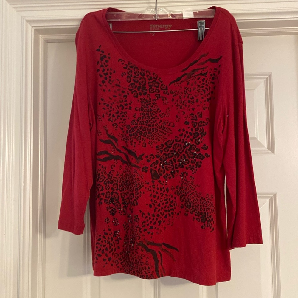 Chicos Zenergy top red size 2